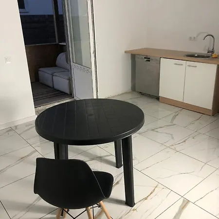 Guest house Friedrich August Iii *