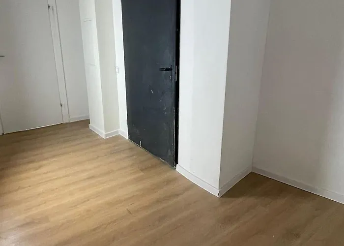 Friedrich August Iii بيت ضيافة تسيتاو